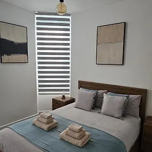 https://the-cave-by-the-tower-bridge-spacious-king-bedroom.cambridgehotelsuk.com